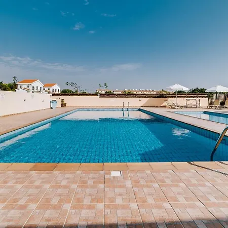 Apartment Michelangelo Ajía Nápa