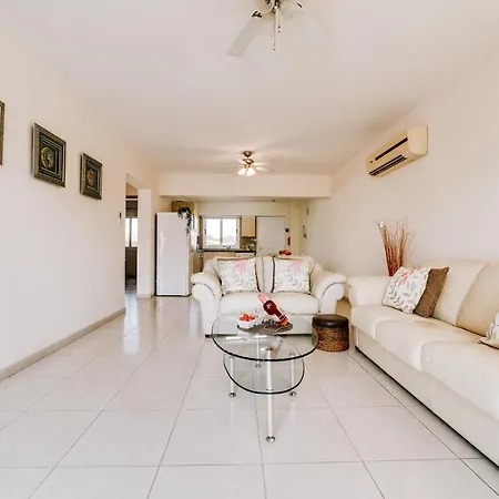 Apartment Michelangelo Apartman Ajía Nápa